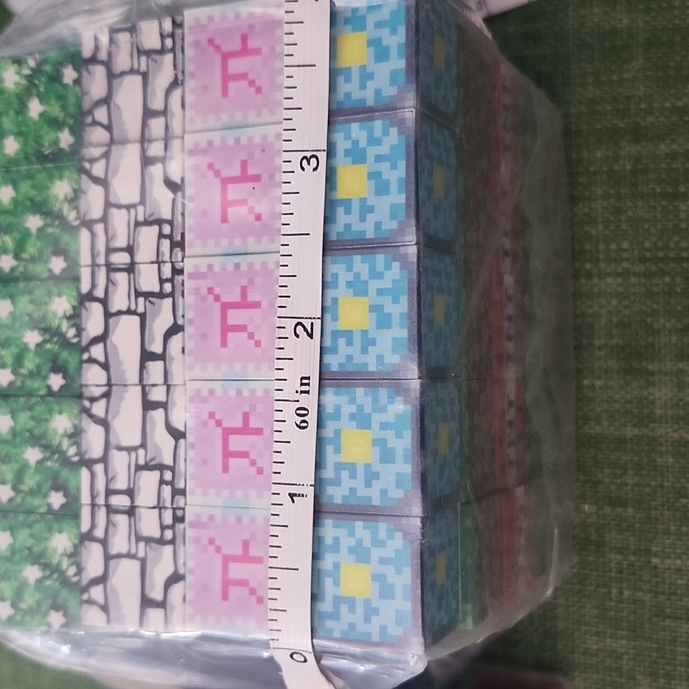 Minecraft Themed Magnetic Building Blocks Set RANDOM STYLE - Picture 7 of 8